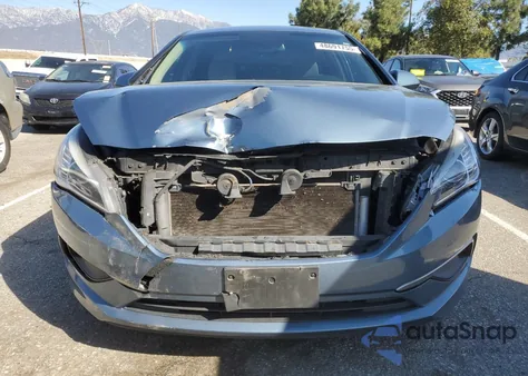 2017 Hyundai Sonata Se z USA, uszkodzony, nr VIN 5NPE24AFXHH497518